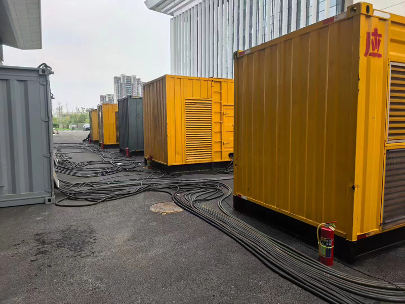 八步柴油发电机组冬季保养有哪些注意事项?